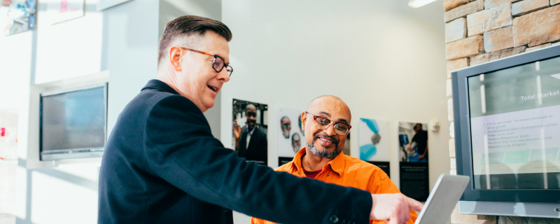linkedin-sales-solutions-YDVdprpgHv4-unsplash